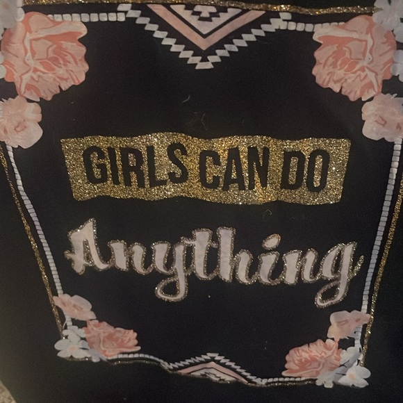 3/$15 Girls top built in decorative scarf large 14 Jenna & Jesse - Picture 2 of 3